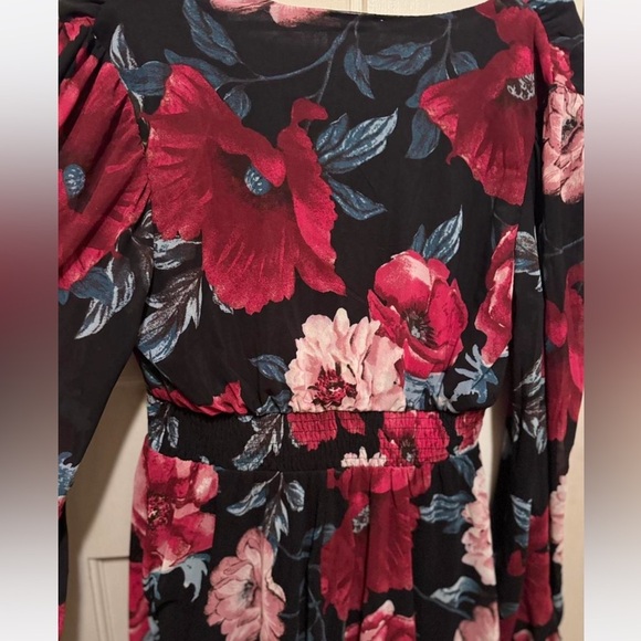 Ember Floral Black and Red Tiered Dress - Picture 6 of 7